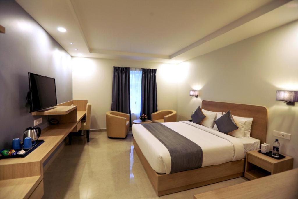 Pp Residency Hotel Covelong Ngoại thất bức ảnh