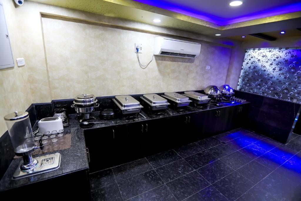 Pp Residency Hotel Covelong Ngoại thất bức ảnh