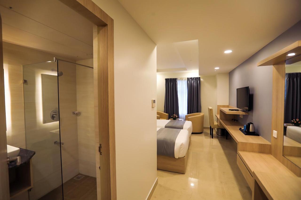 Pp Residency Hotel Covelong Ngoại thất bức ảnh