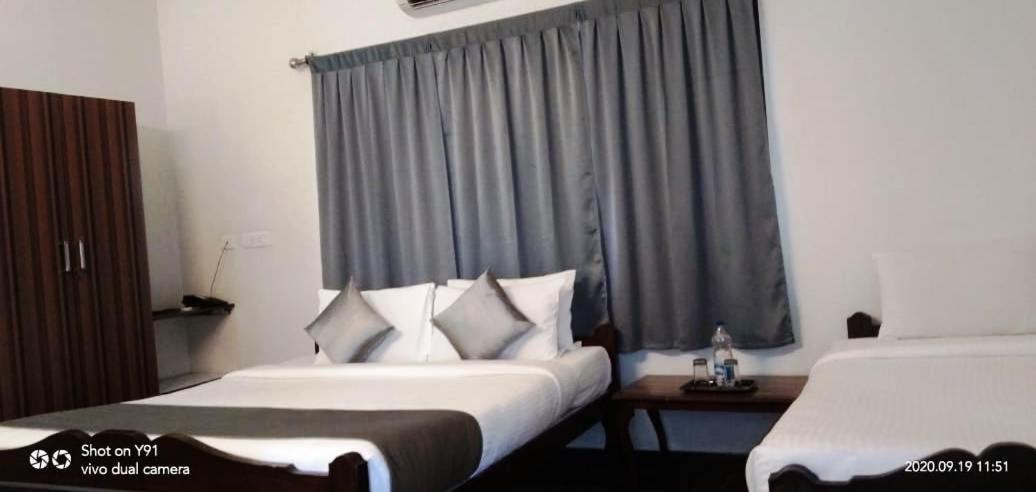 Pp Residency Hotel Covelong Ngoại thất bức ảnh