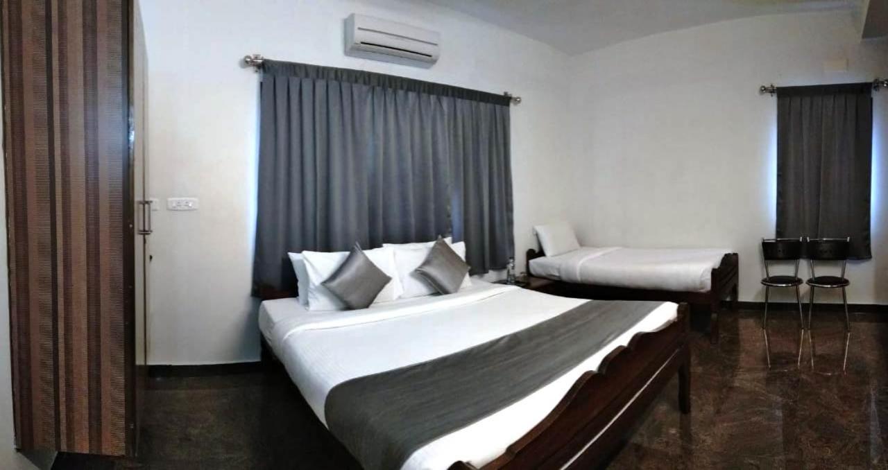 Pp Residency Hotel Covelong Ngoại thất bức ảnh